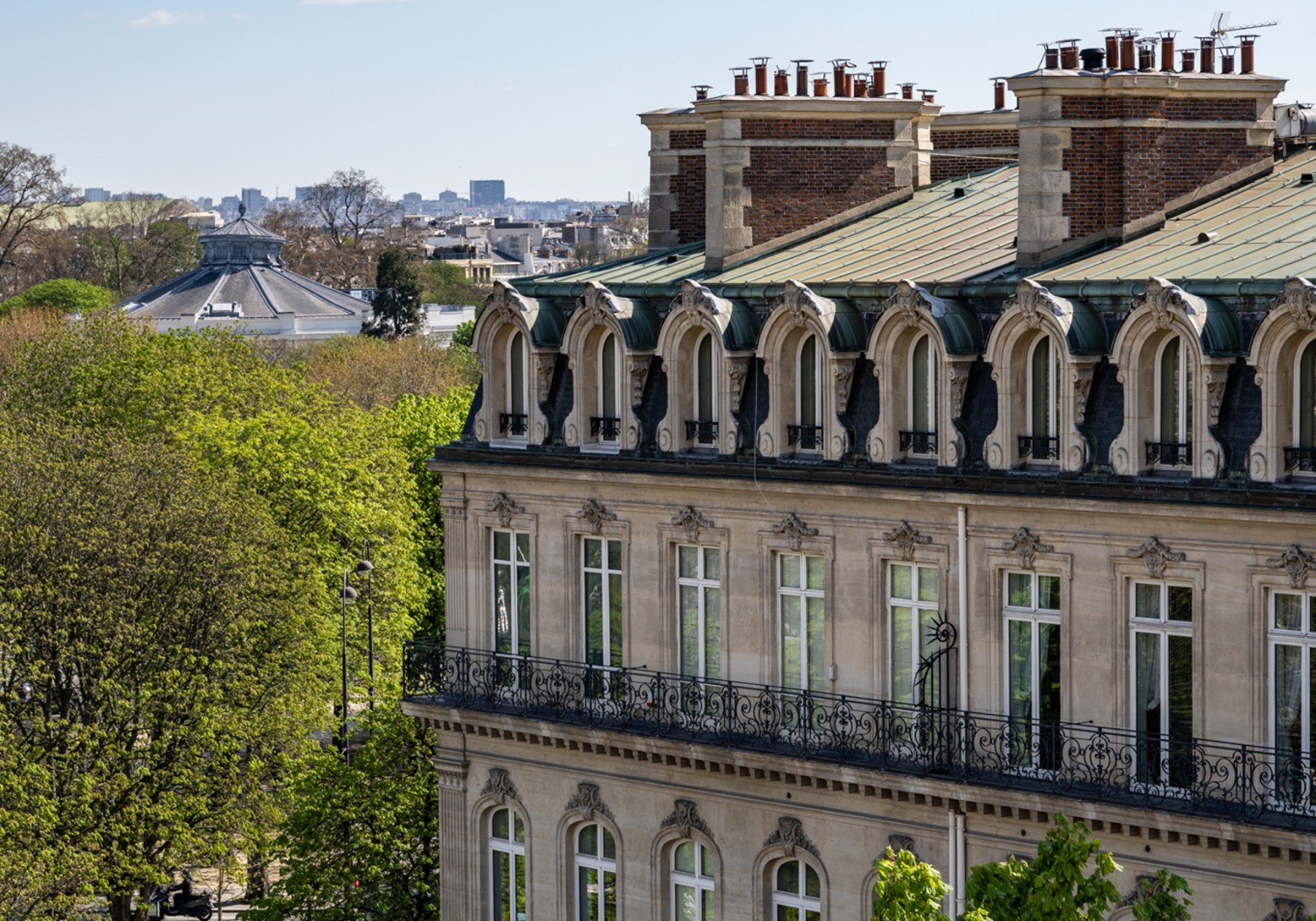 Exceptional apartment Avenue Montaigne 6420M Kretz